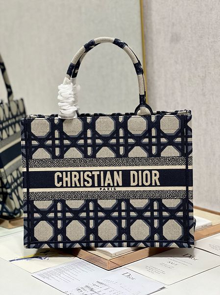 Dior包包 迪奧2023新款手提包 DS1286中號購物袋單肩包