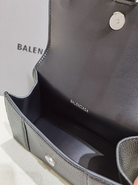 balenciaga包包 巴黎世家2021新款手提包 DS8896-3小號牛皮單肩斜挎包