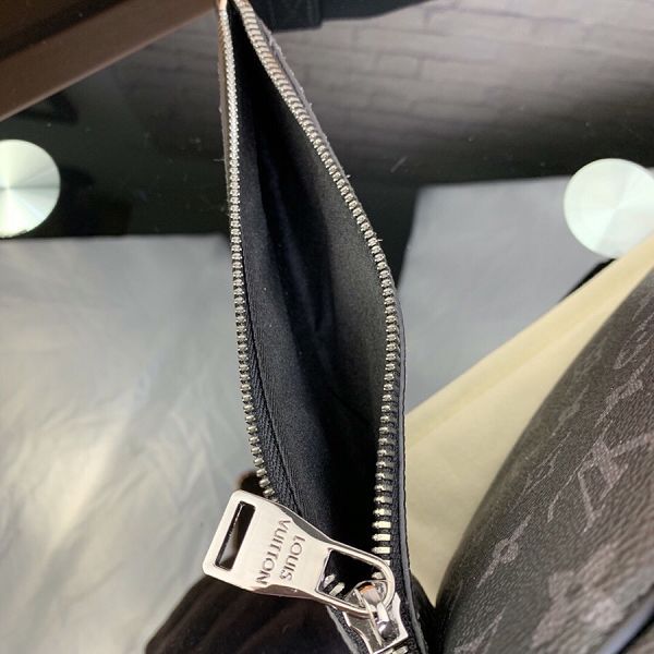 lv包包 路易威登2019新款腰包　ZJM42906斜挎款式胸包