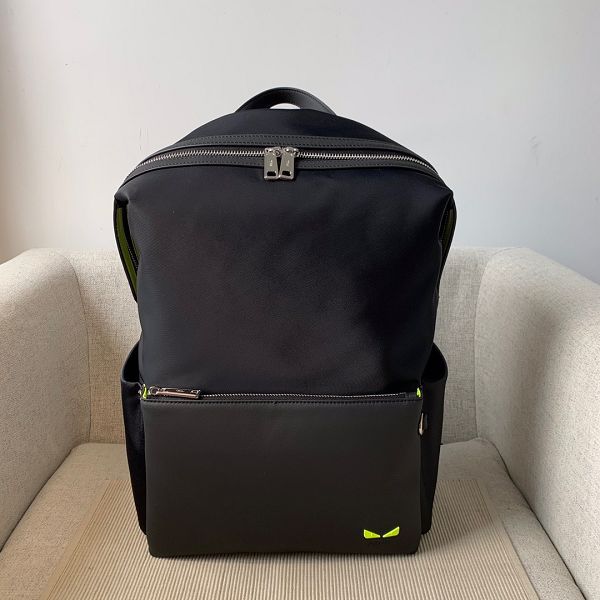 fendi官網台灣 芬迪2022新款手提包 DS9211男士雙肩包後背包旅行包