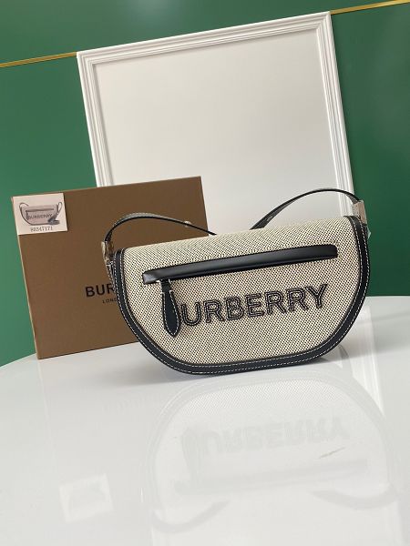 burberry包包 巴寶莉2022新款手提包 DS112001拉鍊口袋單肩包