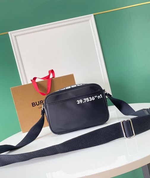 burberry包包 巴寶莉2022新款手提包 DS011104相機包單肩斜挎包