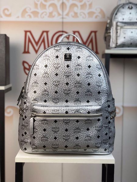 MCM包包 2021新款後背包 ZJ5716側面鉚釘款雙肩包手提包
