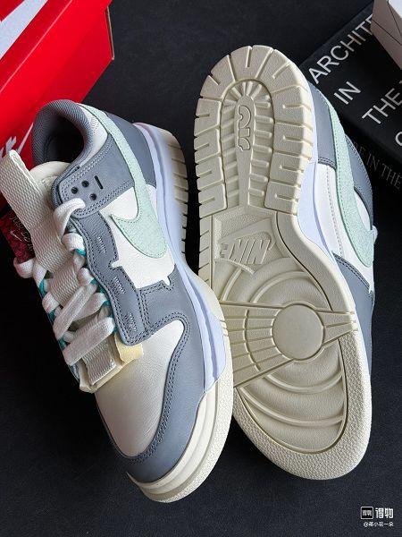Nike Air Dunk Jumbo 灰米色 2025最新男女款防滑耐磨板鞋