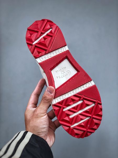 CONVERSE 2025最新男女款白红色蛇年限定系列夾心厚底鞋