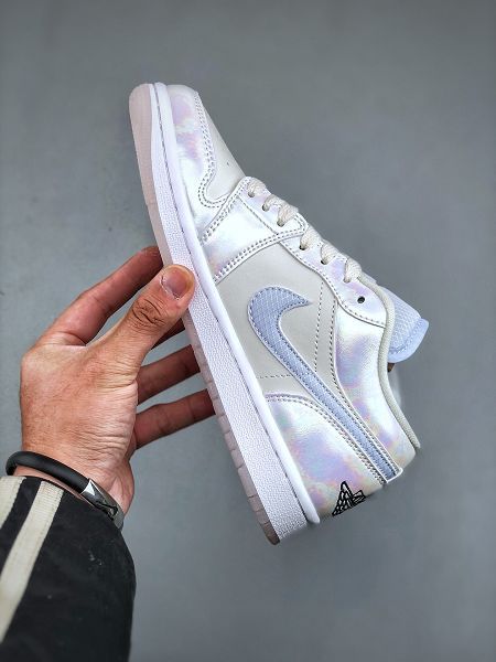 Air Jordan 1 Low Year of the Snake 2025最新男女鞋 米白幻彩珠光 低幫文化籃球鞋