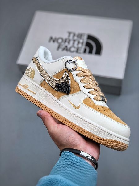 Nike Air Force 1 Low 07 x The North Face 2025最新男女款白黃色板鞋