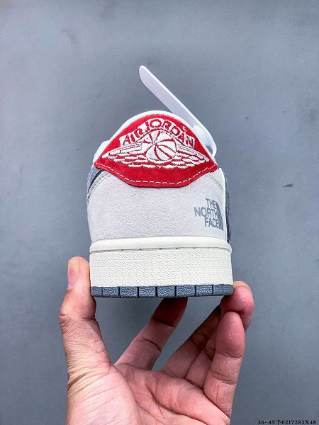 Nike Air Jordan 1 Low 2025最新男女款倒勾低幫潮流緩運動休閒板鞋