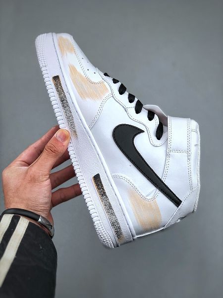 Nike Air Force 1'07 Mid 斷勾 噴繪 二次元主題 2025最新男女款空軍一號中幫休閒板鞋