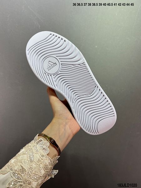 Adidas Adimatic HM 2023新款 馬蒂奇系列男女款低幫復古鯊魚麵包鞋