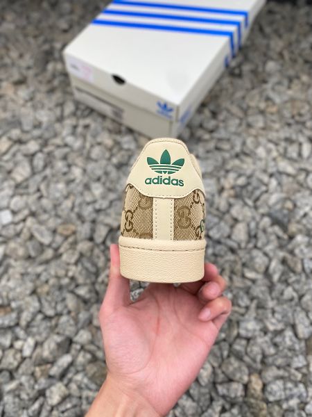 Adidas Originals Superstar x GUCCI 2025最新男女款棕綠色板鞋