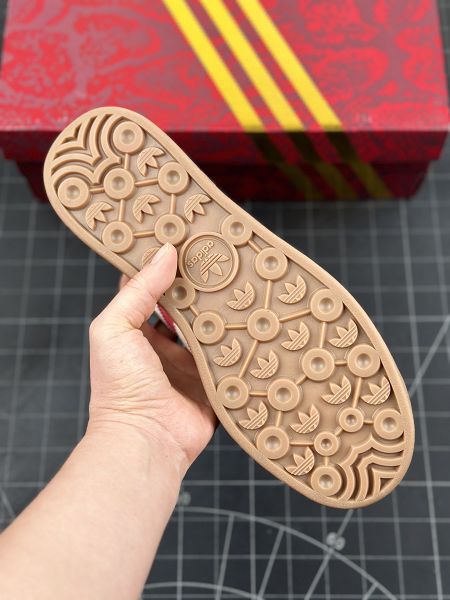 Adidas originals GAZELLE BOLD CNY 蛇年限定 2025最新女鞋 防滑耐磨 紅色低幫厚底鬆糕板鞋