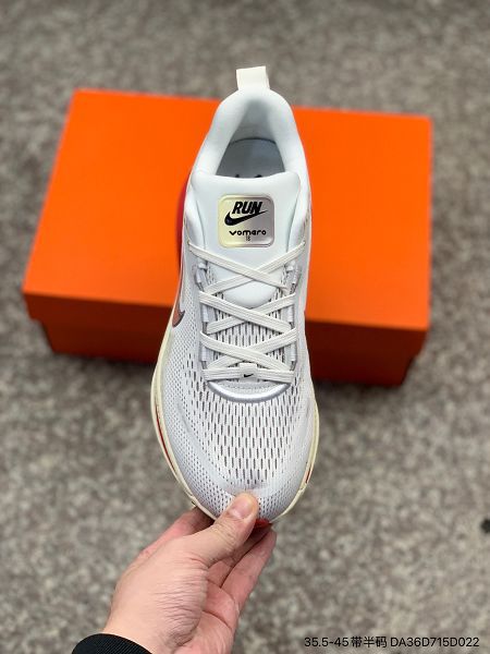 Nike VOMERO 18 2025最新男女鞋 舒適減震防滑 低幫跑步鞋