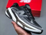 New Balance NB Fresh Foam Evoz v15 2025最新男女款舒適耐磨低幫跑步鞋
